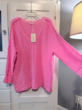 LA MIEL Bright Pink V-Neck Knit Sweater